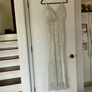 Prom, party, night out, gala, model dress white shimmery stretchy xl nwt slit
